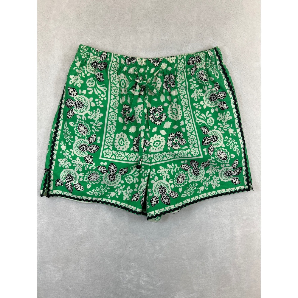 Zara Green Floral Women's Shorts